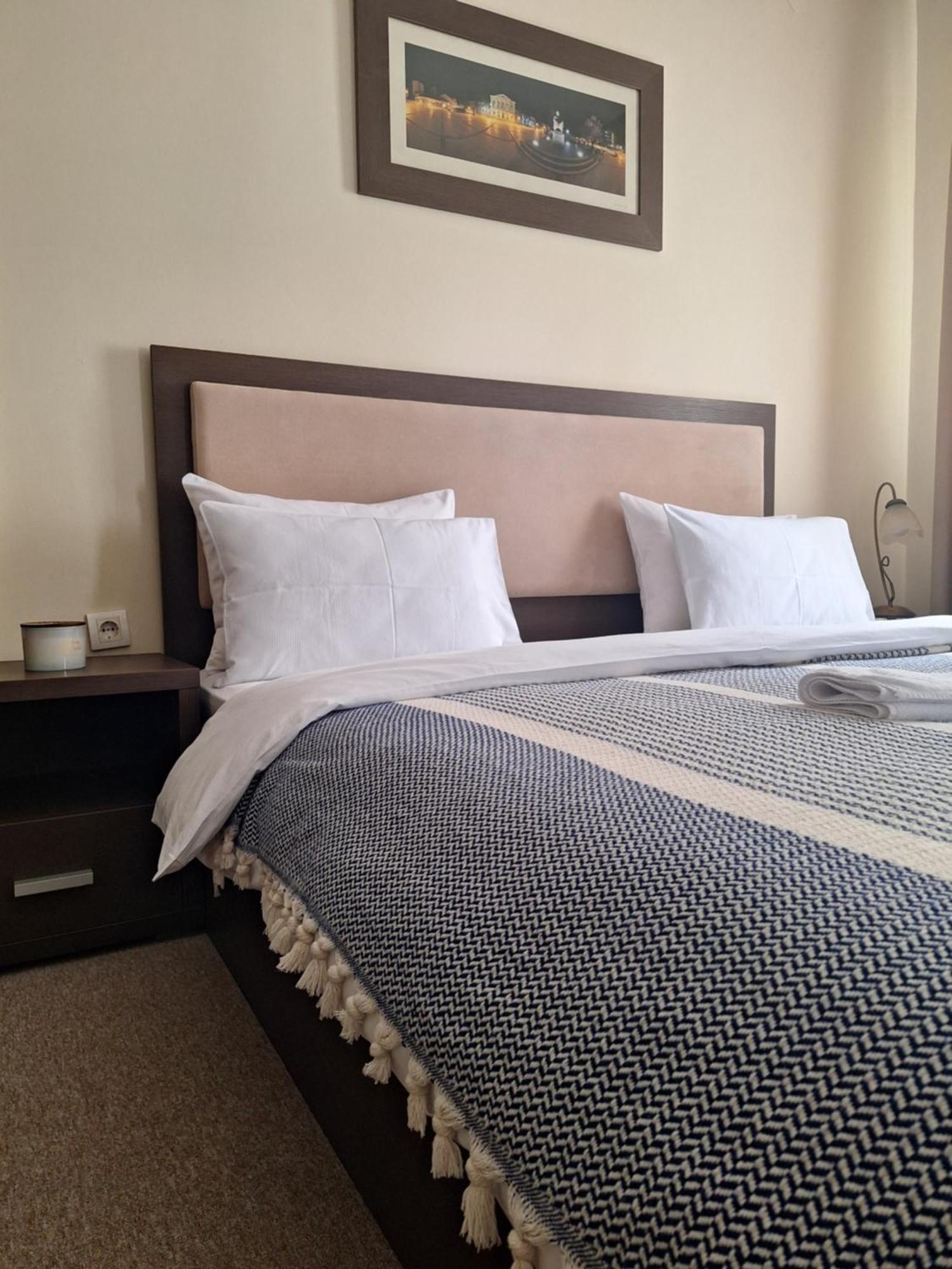 Garni Hotel Ema 크라구예바츠 외부 사진