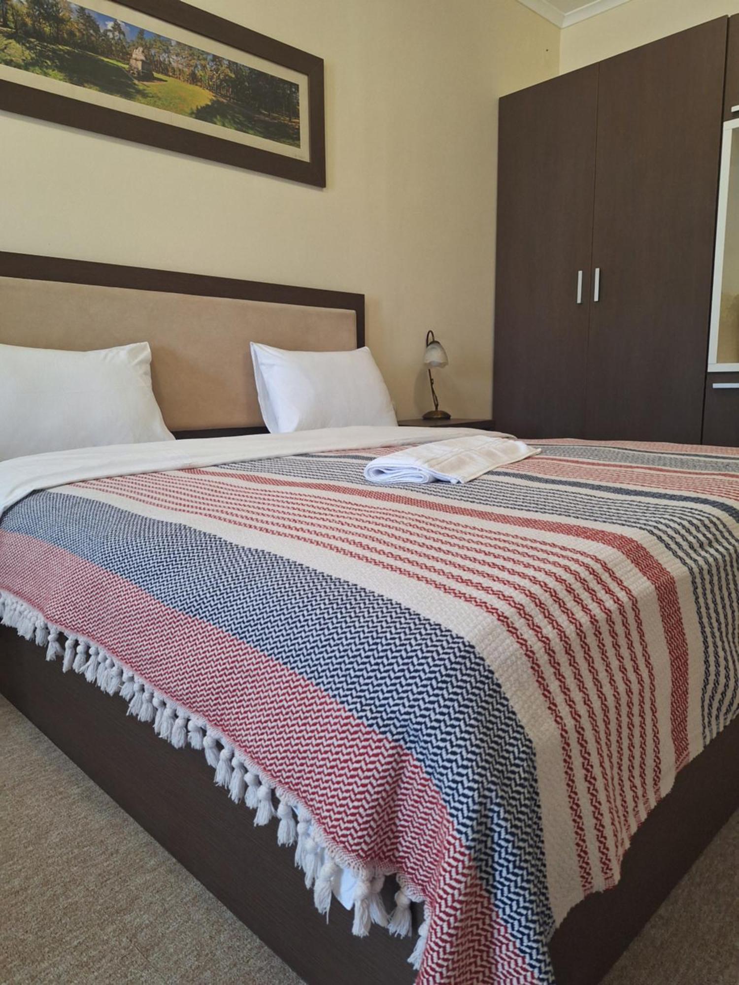 Garni Hotel Ema 크라구예바츠 외부 사진