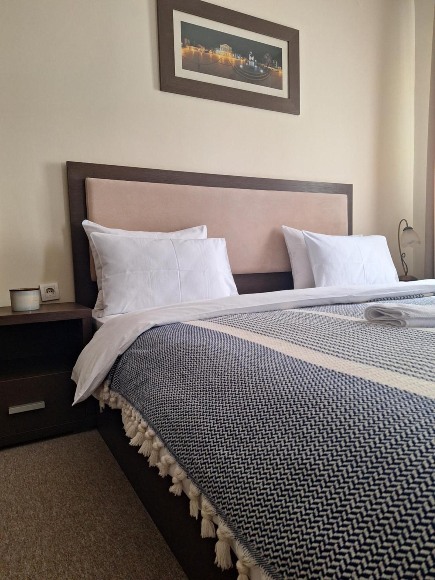 Garni Hotel Ema 크라구예바츠 외부 사진