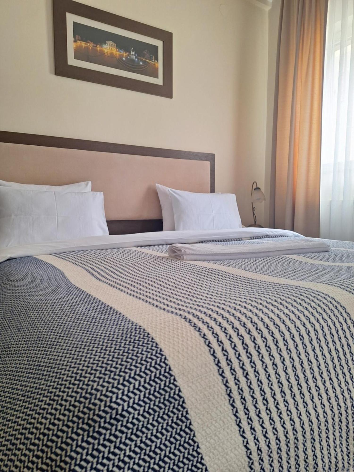 Garni Hotel Ema 크라구예바츠 외부 사진
