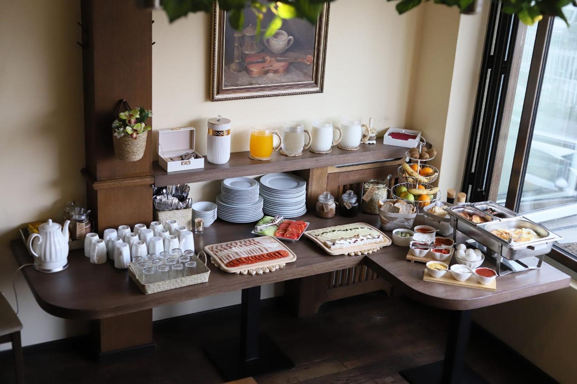 Garni Hotel Ema 크라구예바츠 외부 사진