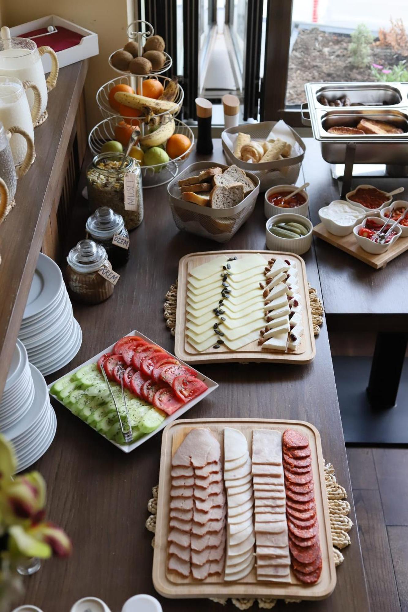 Garni Hotel Ema 크라구예바츠 외부 사진