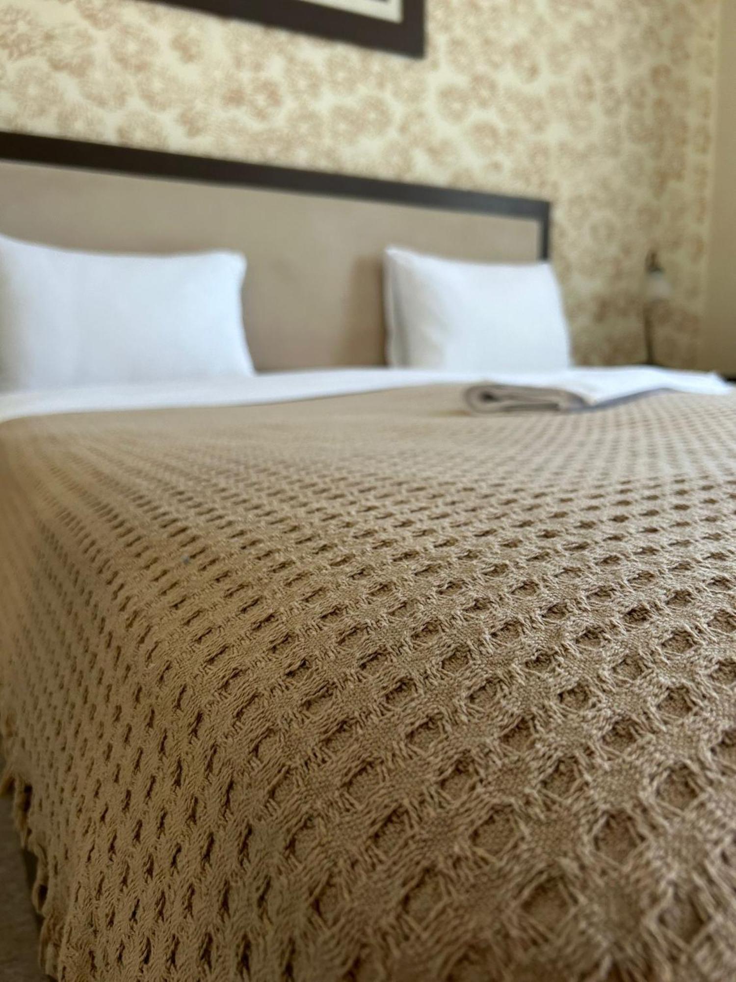 Garni Hotel Ema 크라구예바츠 외부 사진