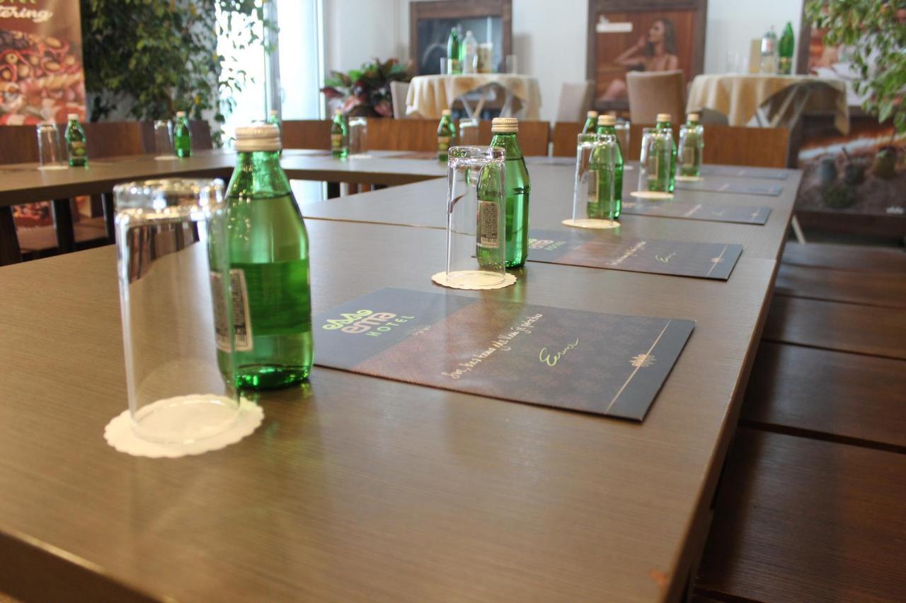 Garni Hotel Ema 크라구예바츠 외부 사진